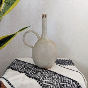 Accents - Gorgeous Stoneware Vase/Jug Accents - Gorgeous Stoneware Vase/Jug